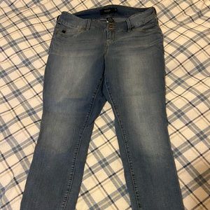 High waisted crop skinny jeans